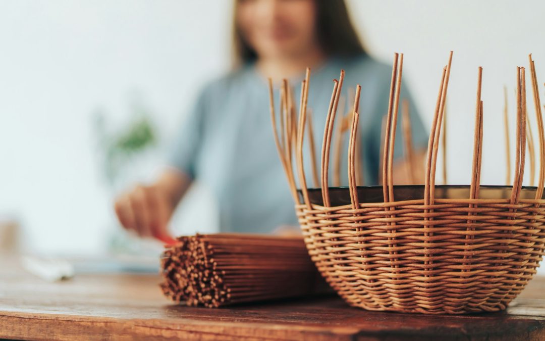 Crafting in the Great Outdoors: Perfect Hobbies for Nature Enthusiasts